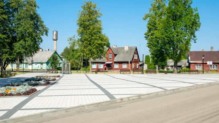Nuo ko iš tiesų priklauso degalų kaina Lietuvoje
