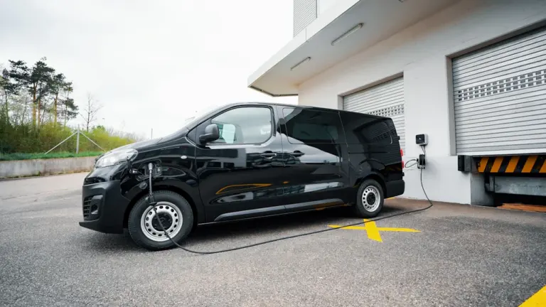 Įmonių netaršiam transportui siūloma iki 60 proc. parama: ką svarbu žinoti